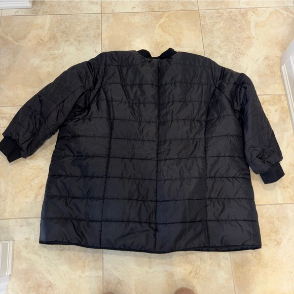 Torrid Black Puffer Jacket! Super warm! - Picture 3 of 5